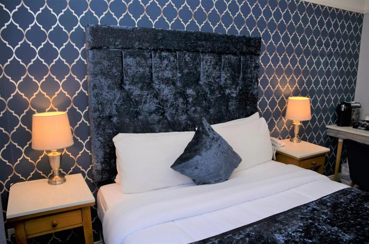Hotel St George By Nina Dublin 3*,  Irland
