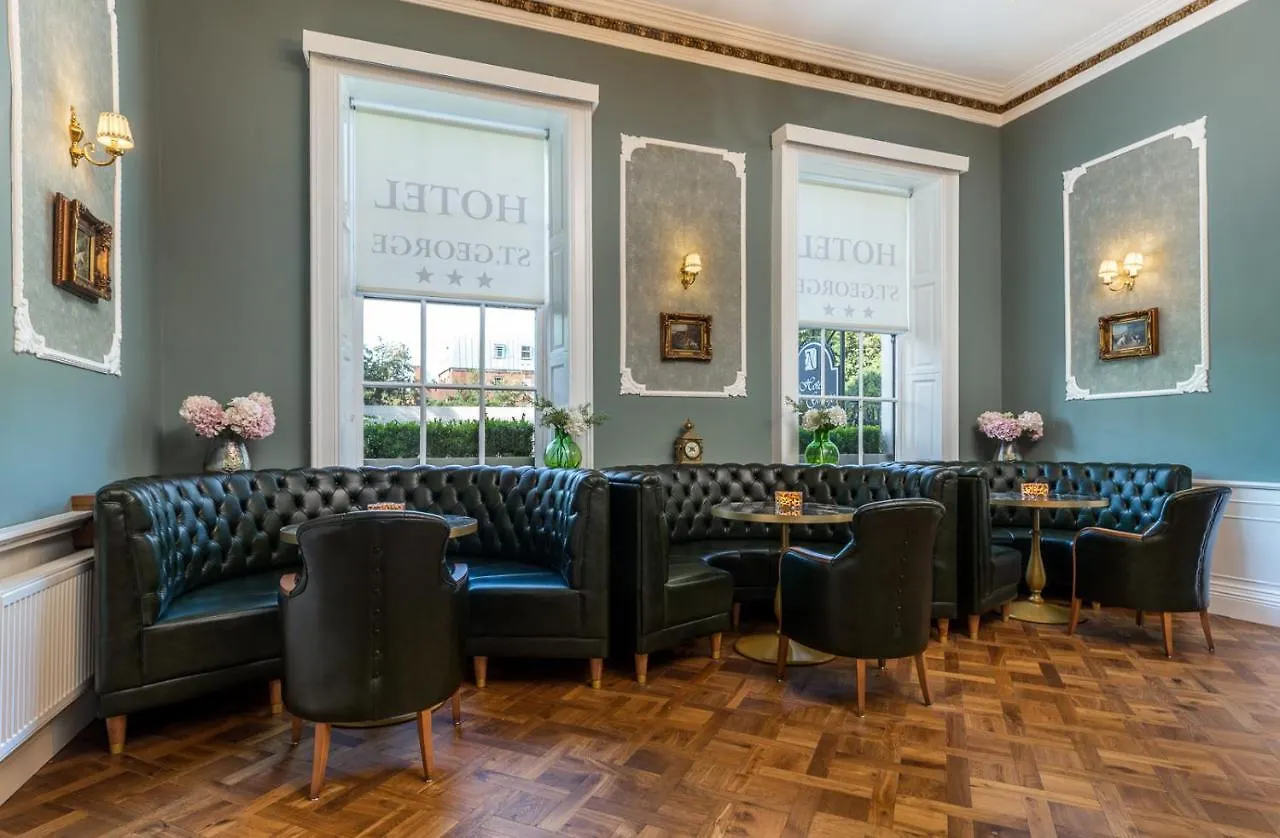 ***  Hotel St George By Nina Dublin Irland