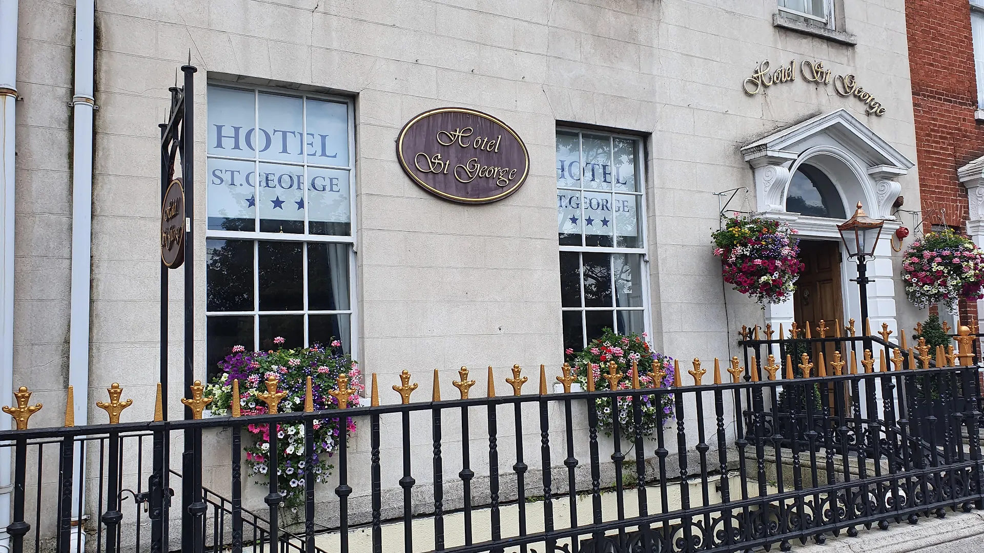 Hotel St George By Nina Dublin 3*,  Irland