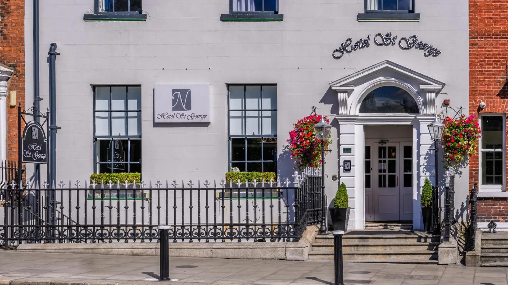 Hotel St George By Nina Dublin